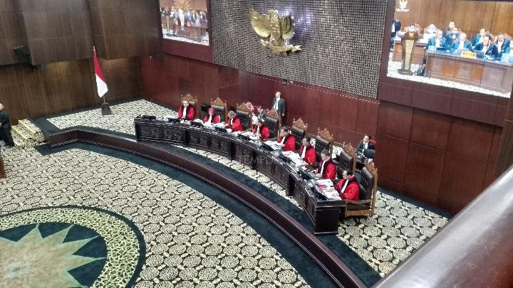 Gugatan Tunjangan Pensiun Seumur Hidup DPR, MK Minta Penjelasan Dewan dan Presiden