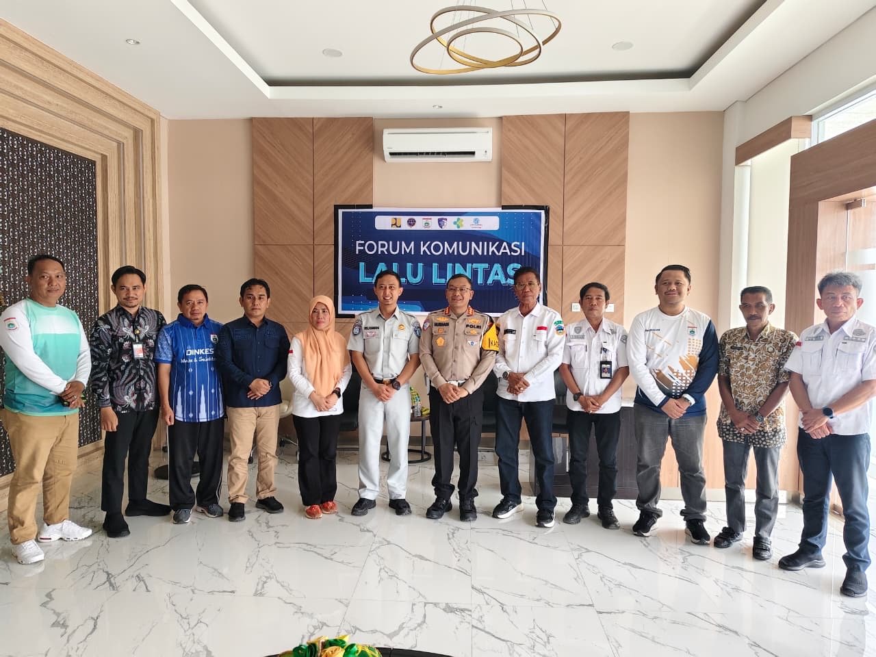 Perkuat Sinergi Keselamatan Berkendara : Jasa Raharja Cabang Mamuju Melaksanakan Rapat Forum Komunikasi Lalu Lintas (FKLL) Jelang Arus Mudik Lebaran 2026