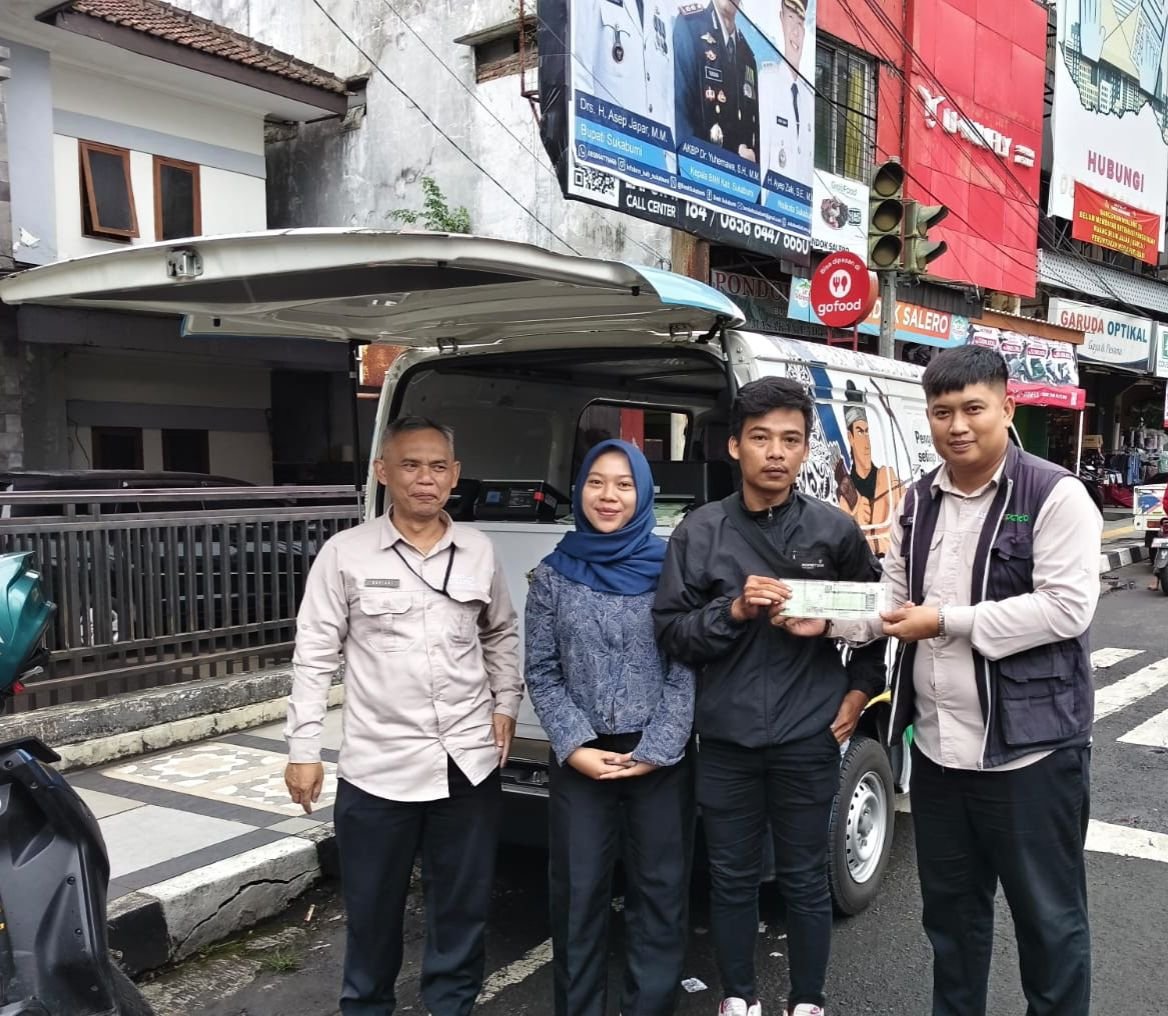 Tim Pembina Samsat Kota Sukabumi Gelar Samsat Ngabuburit di Lapangan Merdeka