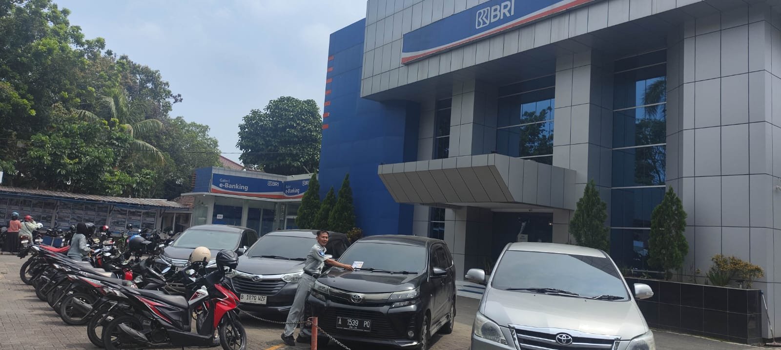 Jasa Raharja Kanwil Banten Melaksanakan SIGAP di BRI Cabang Rangkasbitung, Sosialisasikan Signal Corporate, Samsat Online dan Program Apresiasi Wajib Pajak