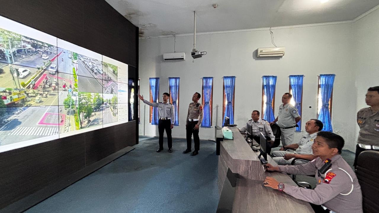 Jasa Raharja Cabang Surakarta Bersama FKLL Kabupaten Sragen Gelar Rapat Koordinasi dan Evaluasi untuk Menekan Angka Kecelakaan Lalu Lintas