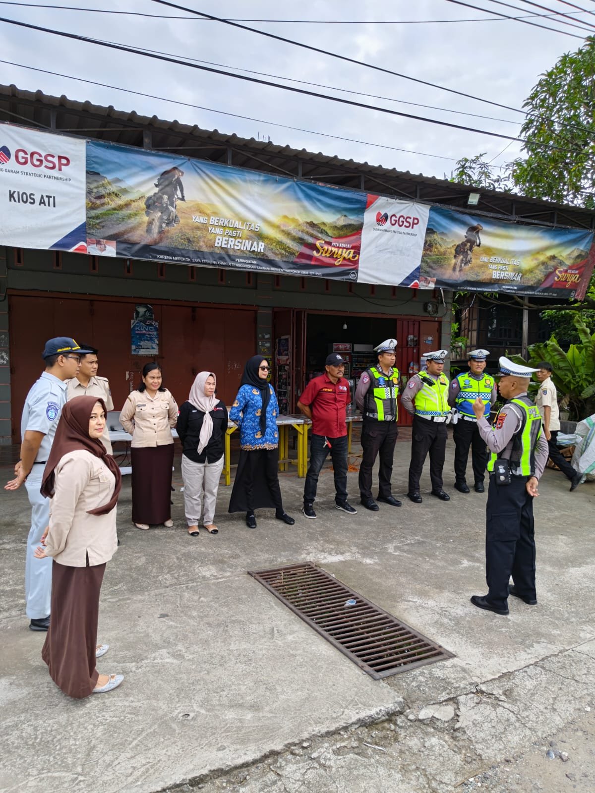 PT Jasa Raharja Cabang Parepare Bersama Satlantas dan UPT Pendapatan Wilayah Gelar Ops Gabungan di Pinrang dan Sidrap untuk Meningkatkan Kepatuhan Masyarakat