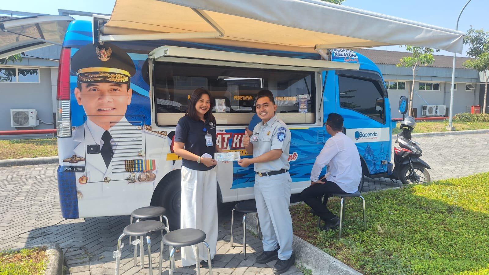 Mudahkan Warga, Samsat Semarang III dan Jasa Raharja Gelar Sosialisasi serta Layanan Samkel di RS Samsoe Hidayat