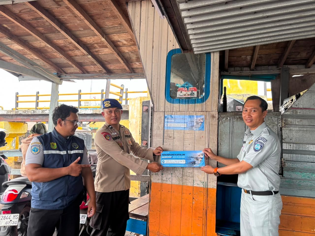 Jasa Raharja Kalsel Kenalkan Hak Perlindungan kepada Penumpang Feri Alalak